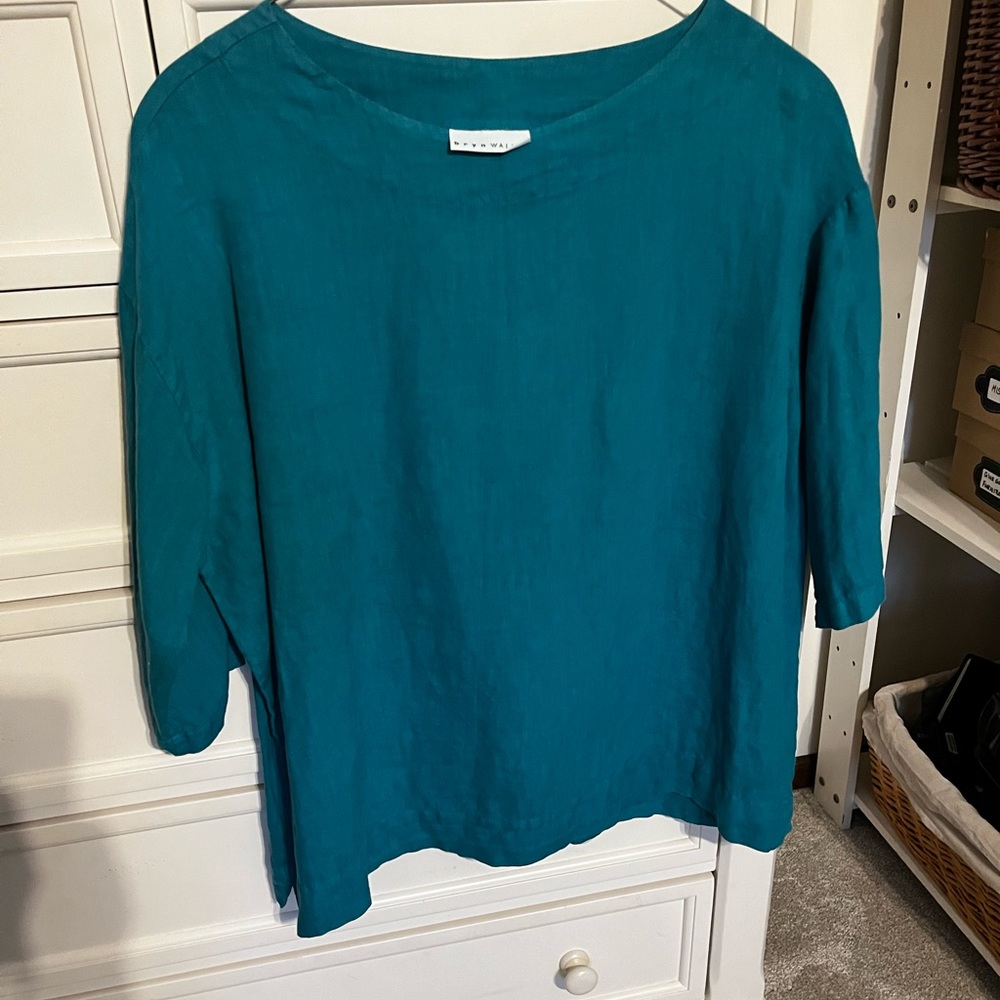 Boat neck linen top/tunic style
